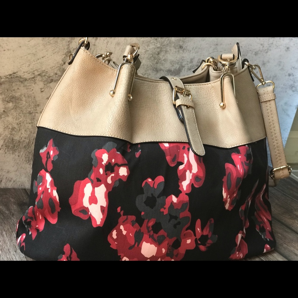 Black Rivet Bag - image 3